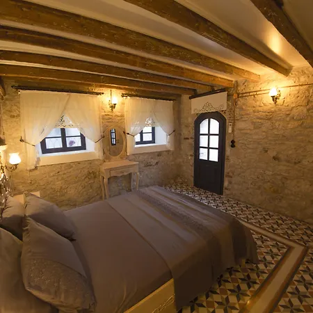 Cavlihane 1885 Hotel Ayvalik