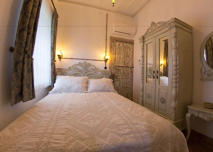 Cavlihane 1885 3* Ayvalı